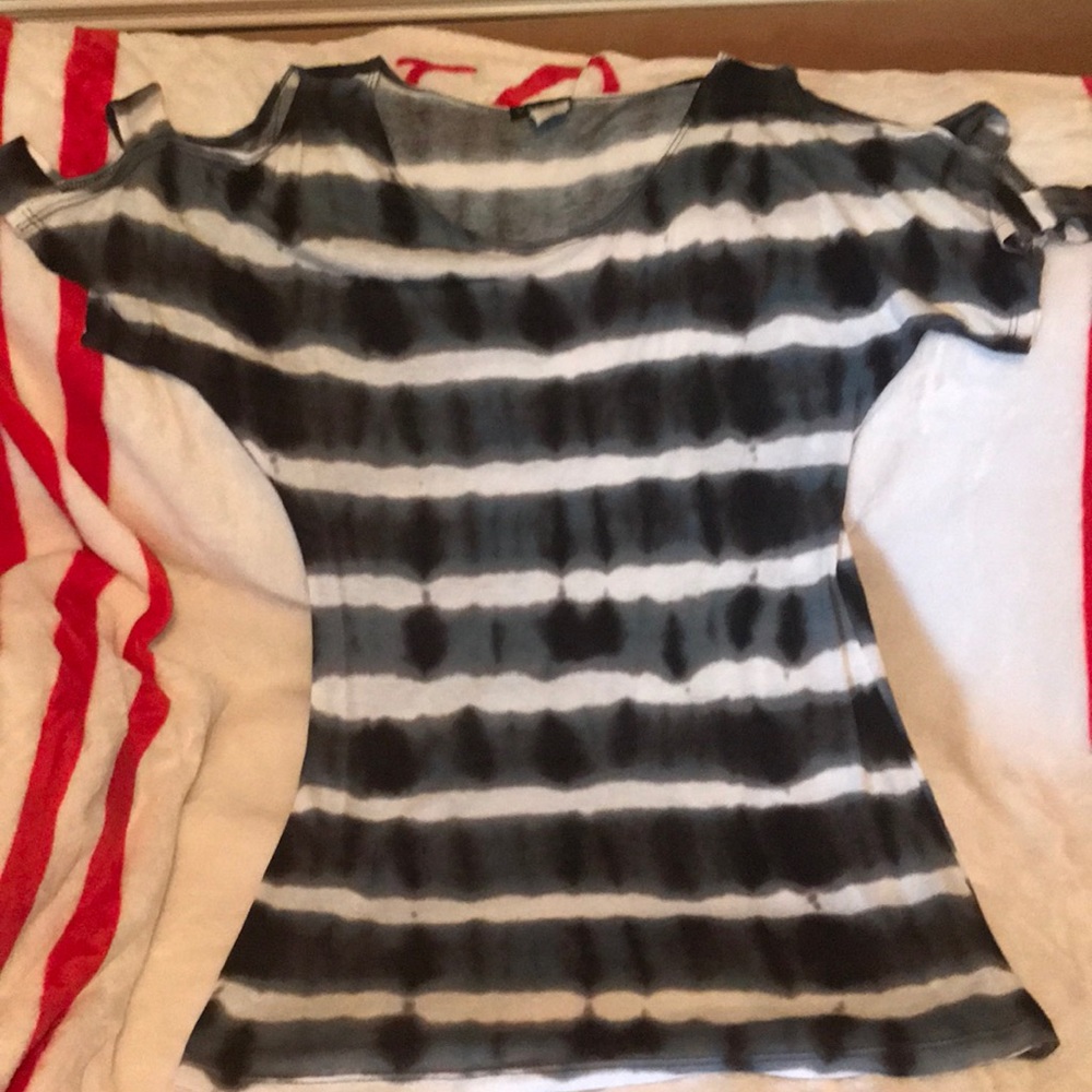 VENUS Cold Shoulder Womens Top